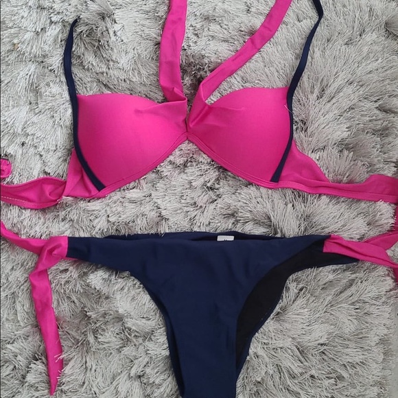 woman swimsuit - Picture 8 of 8